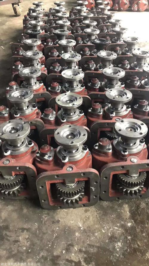 湖北瑞升汽車銷售有限公司 產品展廳 >重汽灑水車配件工廠定制加工